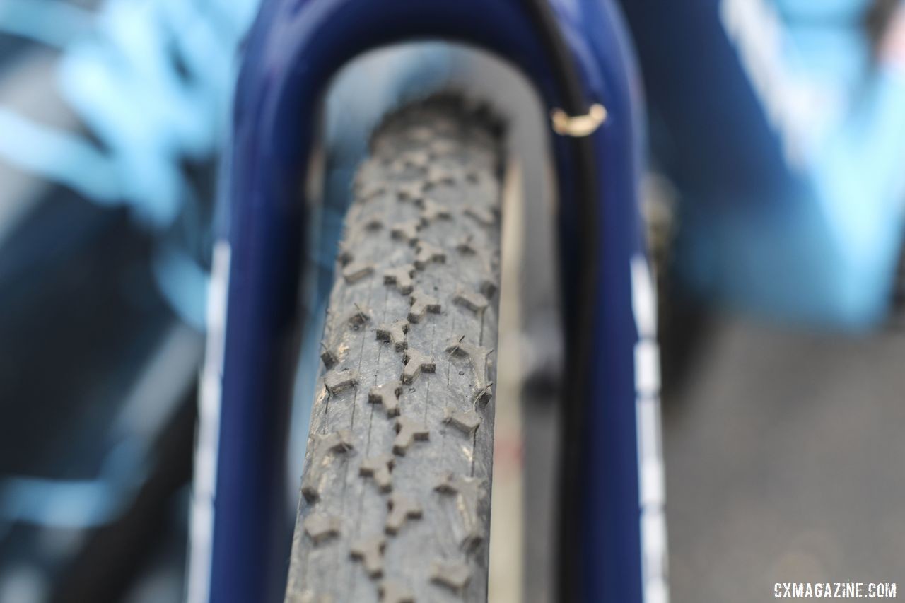 Compton frequently opts for the Challenge Baby Limus intermediate/mud tread. Katie Compton's 2019 Trek Boone. © Z. Schuster / Cyclocross Magazine