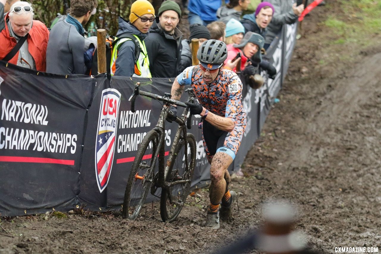 Andrew Coe attacks the run-up midway through the race. Masters Men 35-39. 2019 Cyclocross National Championships, Lakewood, WA. © D. Mable / Cyclocross Magazine