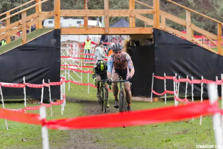 Andrew Coe leads eventual winner Caleb Thompson. Masters Men 35-39. 2019 Cyclocross National Championships, Lakewood, WA. © D. Mable / Cyclocross Magazine