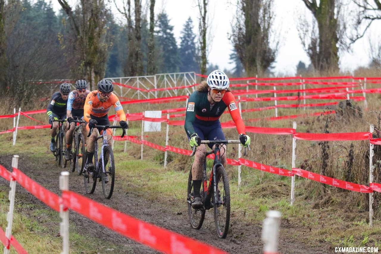 Breeze Keller works to bridge the gap to race leader Ben Guernsey. Masters Men 35-39. 2019 Cyclocross National Championships, Lakewood, WA. © D. Mable / Cyclocross Magazine