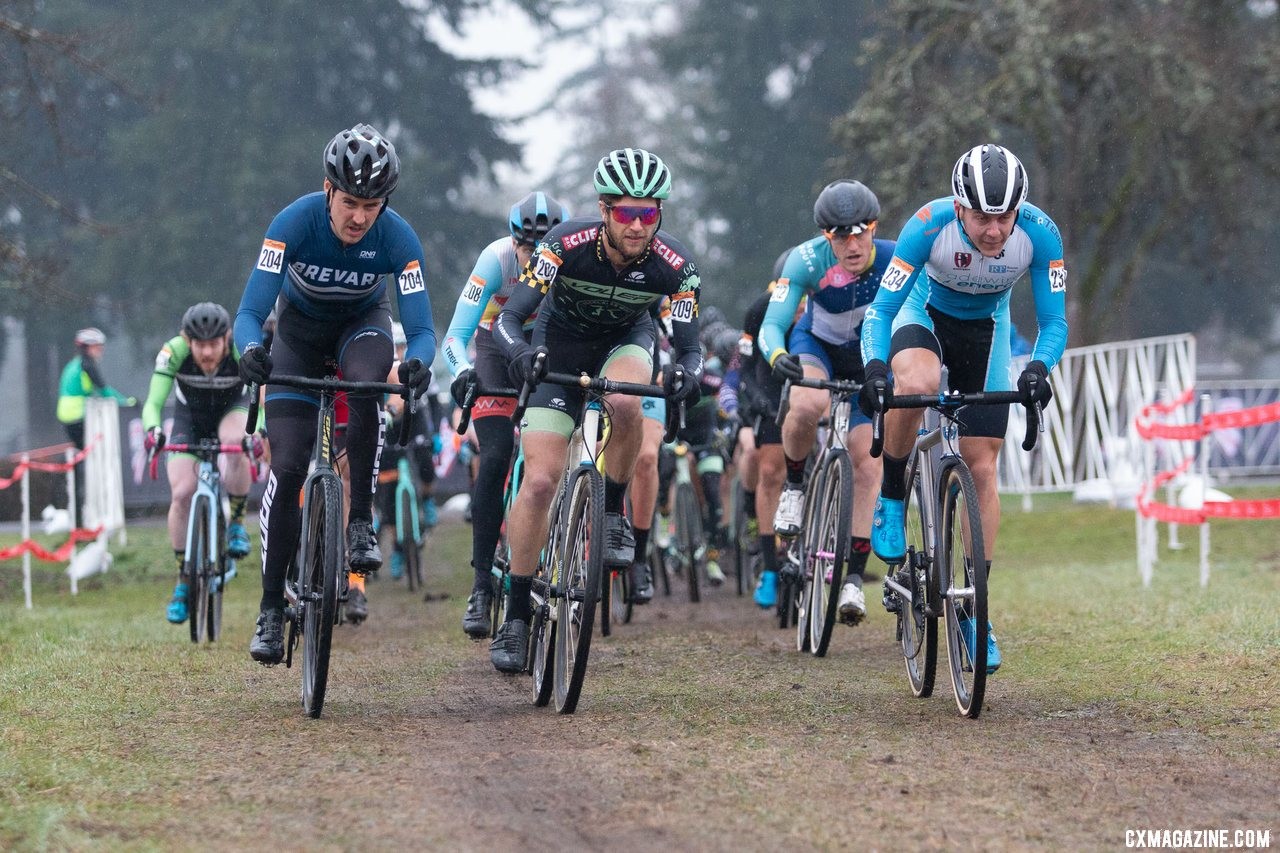 Masters 30-34 Men. 2019 Cyclocross National Championships, Lakewood, WA. © A. Yee / Cyclocross Magazine