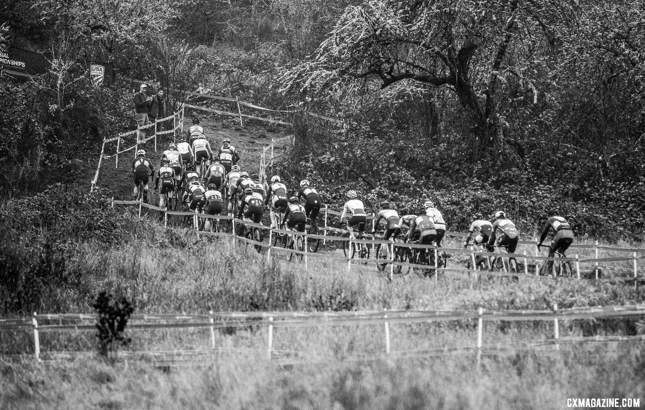 Masters 30-34 Men. 2019 Cyclocross National Championships, Lakewood, WA. © A. Yee / Cyclocross Magazine