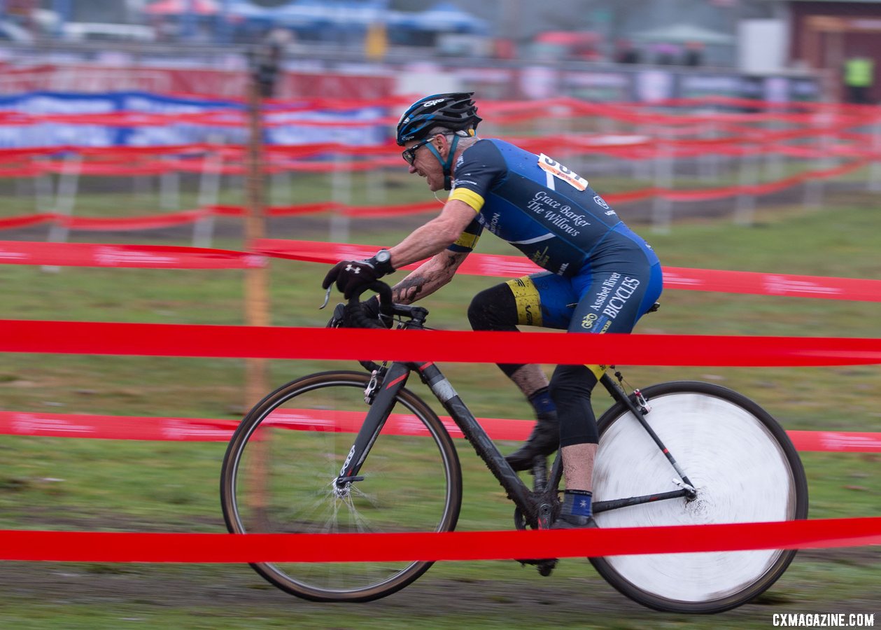 Paul Curley and his iconic spoke cover. Masters Men 65-69. 2019 Cyclocross National Championships, Lakewood, WA. © A. Yee / Cyclocross Magazine