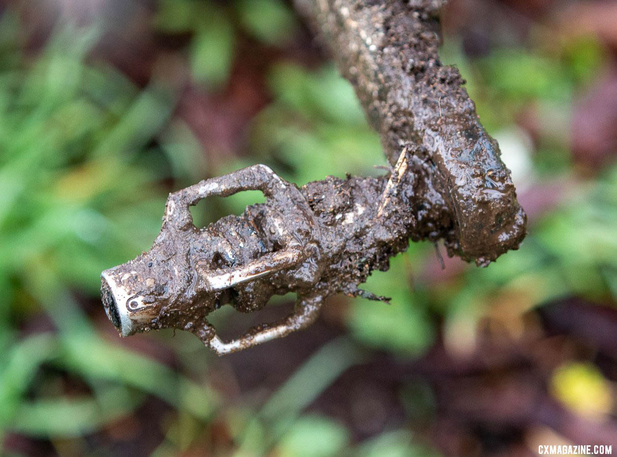 Egg Beaters are like licorice - you either love them or hate them. On either side of that, there is no denying the mud-shedding benefits of the design. Caleb Thompson's Masters 35-39-winning Scott Addict CX Cyclocross bike. 2019 USA Cycling Cyclocross National Championships bike profiles, Lakewood, WA. © A. Yee / Cyclocross Magazine