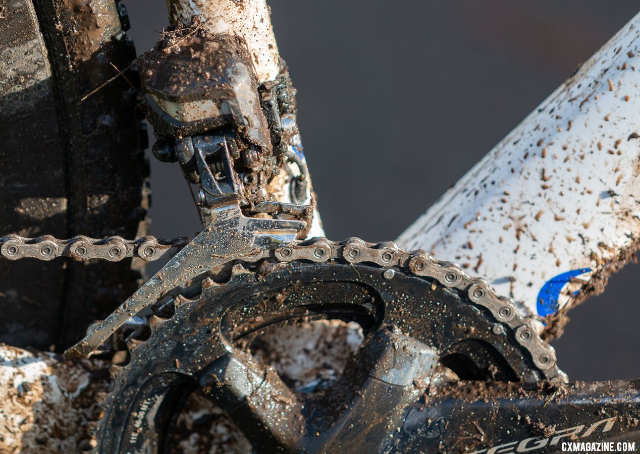 Brunner shifted up front with an Ultegra R8070 Di 2 front derailleur. Eric Brunner's 2019 U23 National Championships Blue Norcross Team Edition. © A. Yee / Cyclocross Magazine