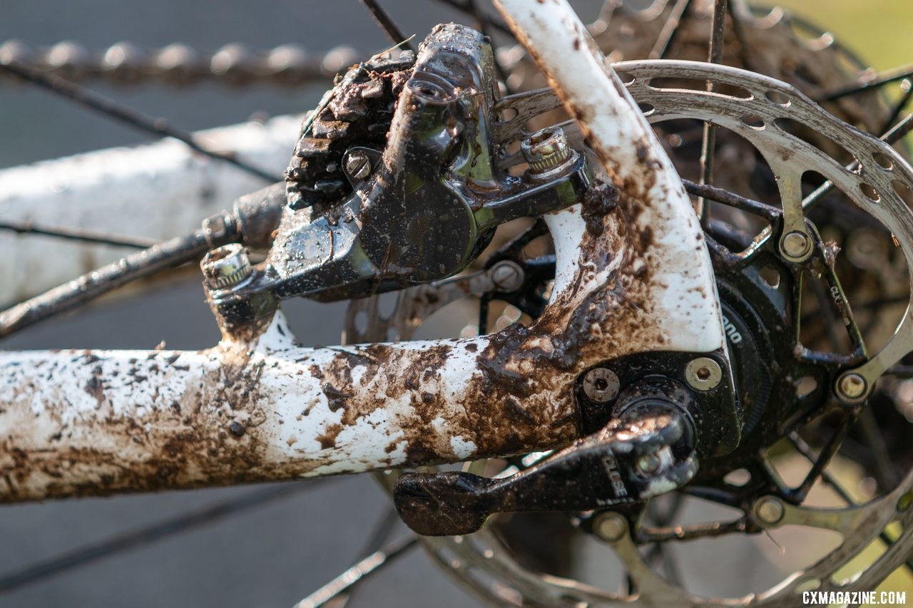 The Norcross Team Edition bucks the modern trend with a post mount in the rear. Brunner ran a Shimano RS785 post mount caliper. Eric Brunner's 2019 U23 National Championships Blue Norcross Team Edition. © A. Yee / Cyclocross Magazine