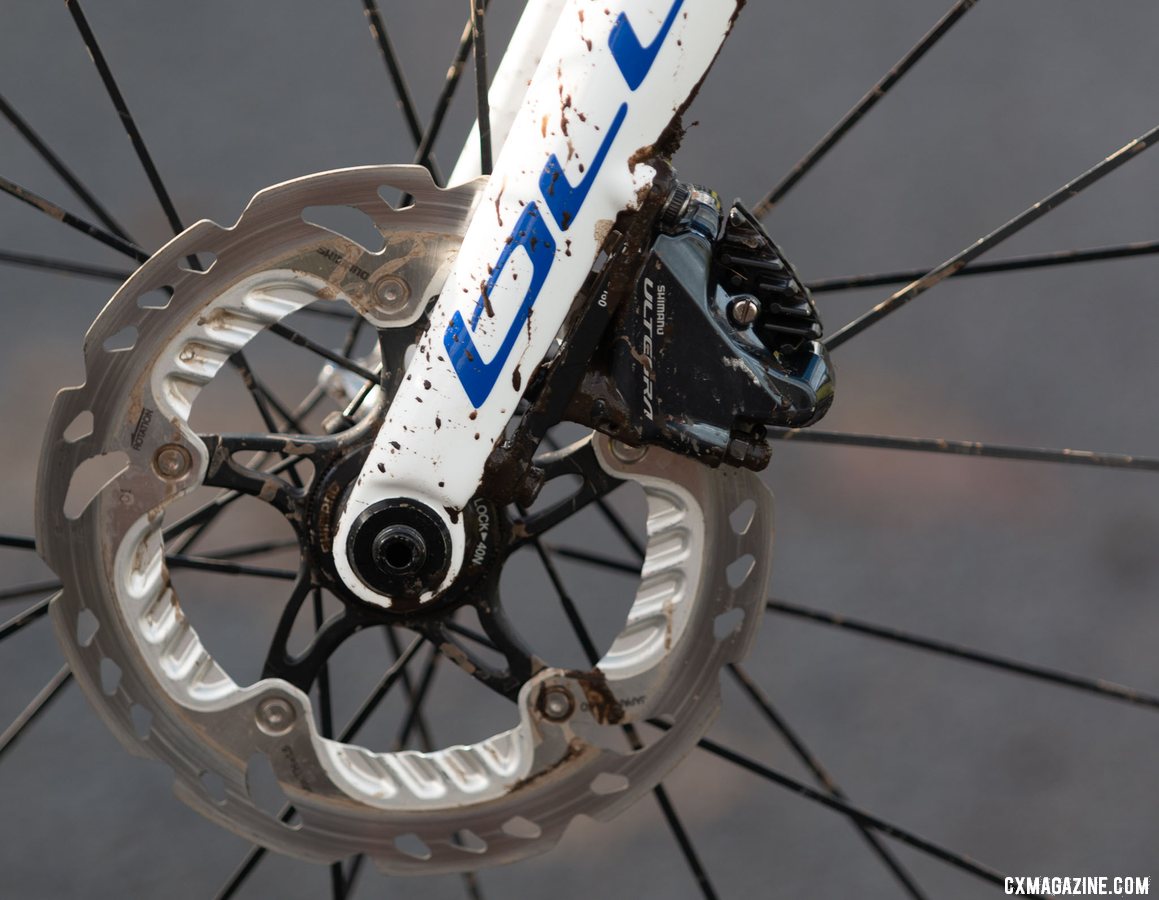 The Norcross Team Edition has a flat mount on the fork. Brunner ran an Ultegra R8070 caliper on it. Eric Brunner's 2019 U23 National Championships Blue Norcross Team Edition. © A. Yee / Cyclocross Magazine