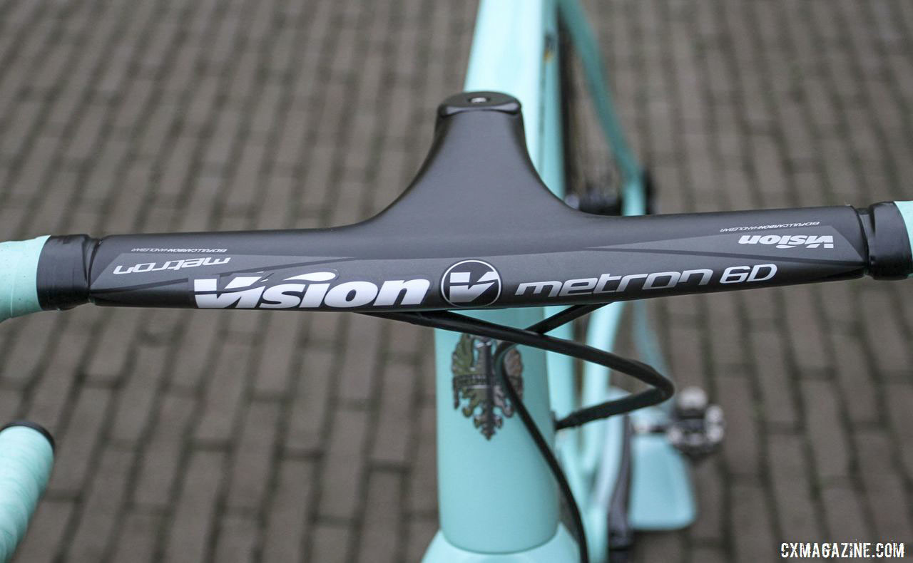 Van Aert's cockpit featured an integrated Vision Metron 6D handlebar / stem combo. Wout van Aert's 2019 Azencross Loenhout Bianchi Zolder Pro. © B. Hazen / Cyclocross Magazine