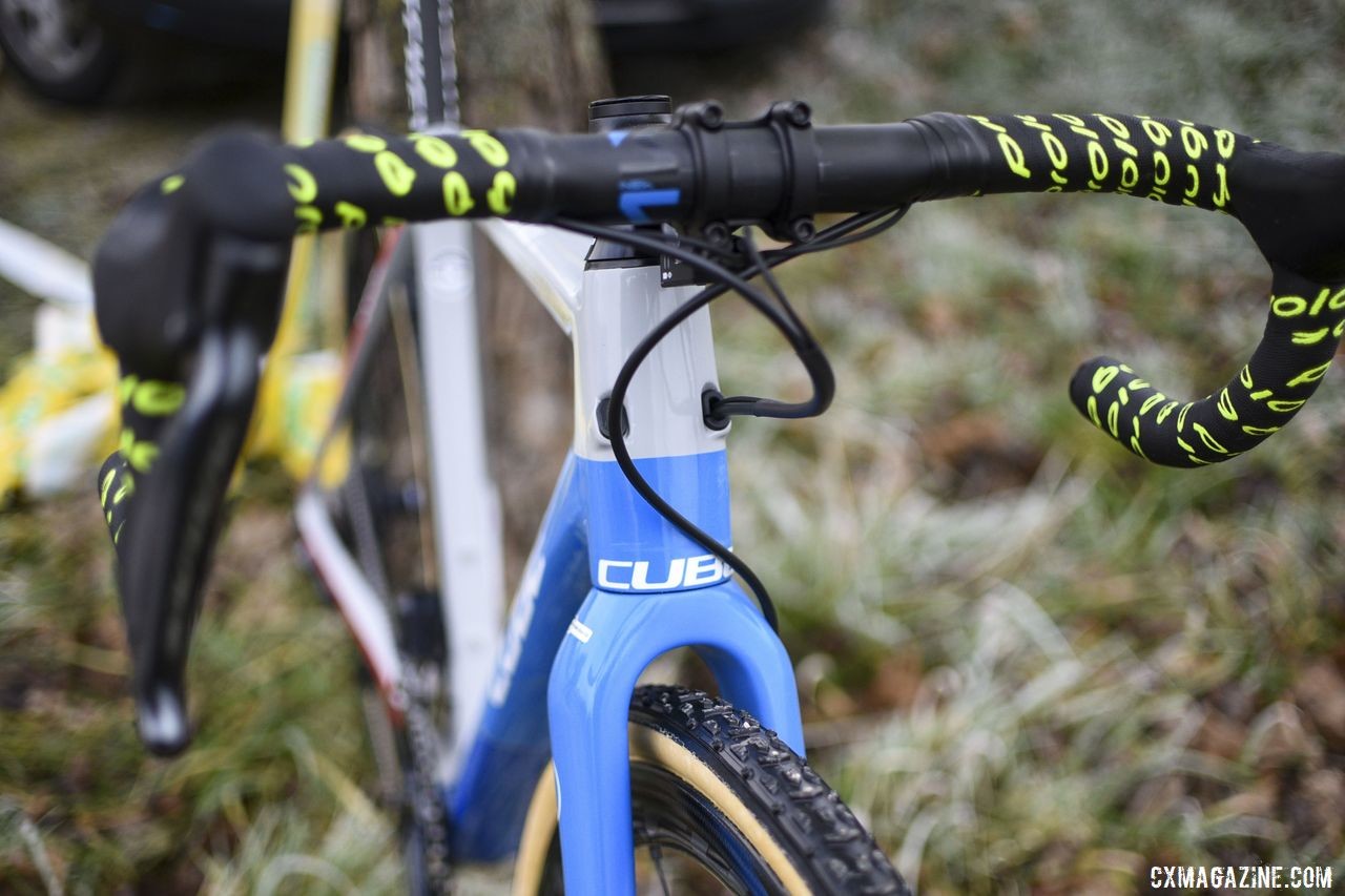 One unique aspect of the Cross Race C:62 is it routes cables through the head tube and not the down tube like many other bikes. Quinten Hermans' Cube Cross Race C:62 Cyclocross Bike. © E. Haumesser / Cyclocross Magazine