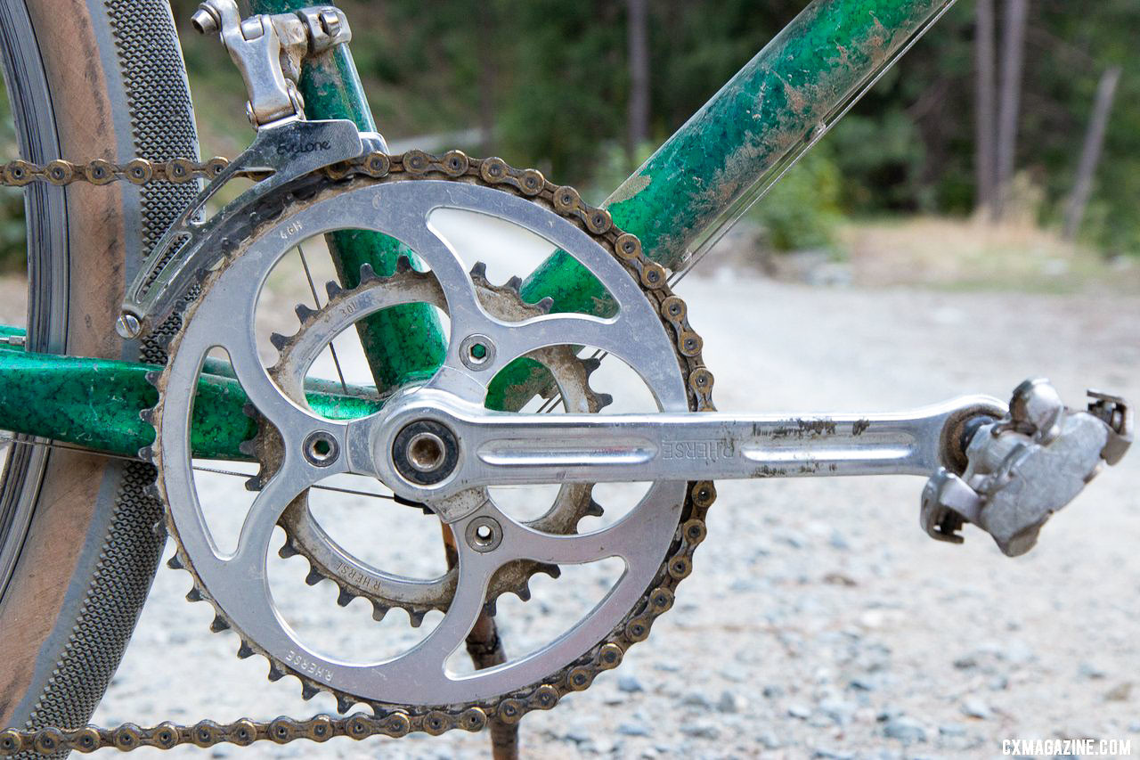 The Rene Herse crankset is made in Seattle and offers several wide range gear options. Ultraromance's Crust Lightning Bolt gravel bike. © A. Yee / Cyclocross Magazine
