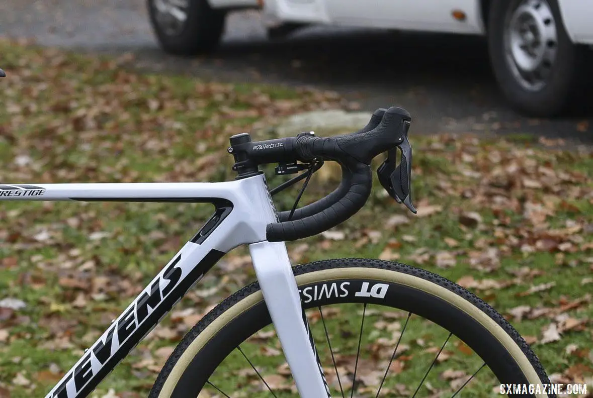 Kastelijn ran a full Ultegra groupset, including R8070 shift/brake levers. Yara Kastelijn's Stevens Super Prestige Cyclocross Bike. © E. Haumesser / Cyclocross Magazine