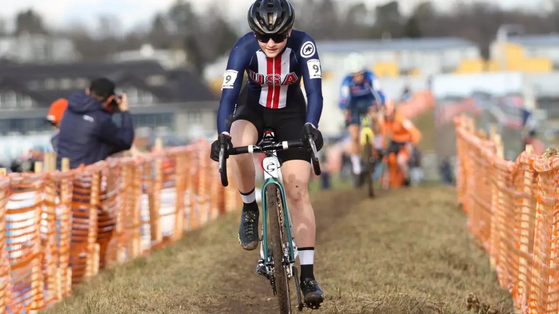 Lizzy Gunsalas took the holeshot and put everyone else on the defensive. 2020 UCI Cyclocross World Championships, Dübendorf, Switzerland. © B. Hazen / Cyclocross Magazine