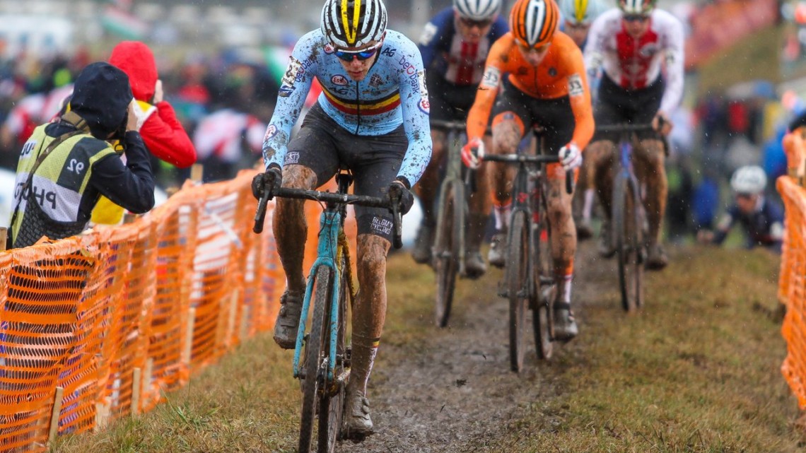 Thibau Nys took over the lead from Magnus Sheffield on lap one and would dominate late to with the Junior Men's title. 2020 UCI Cyclocross World Championships, Dübendorf, Switzerland. © B. Hazen / Cyclocross Magazine