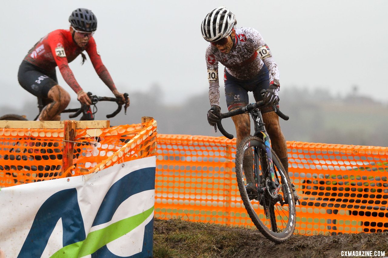 Kay and Vas had a good battle for silver. U23 Women, 2020 UCI Cyclocross World Championships, Dübendorf, Switzerland. © B. Hazen / Cyclocross Magazine