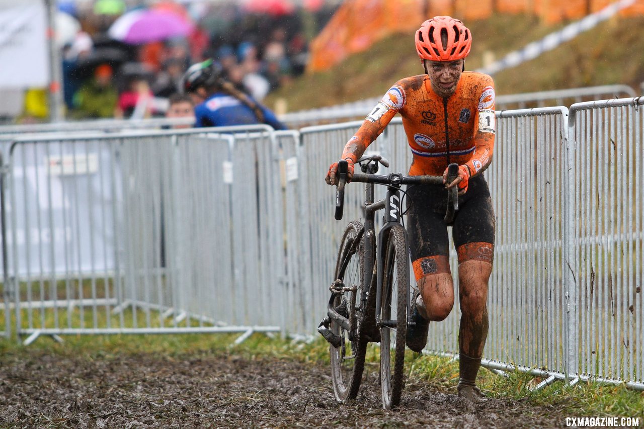 Defending champ Inge van der Heijden ran many of the course's descents and muddy sections but couldn't repeat her 2019 win. U23 Women, 2020 UCI Cyclocross World Championships, Dübendorf, Switzerland. © B. Hazen / Cyclocross Magazine