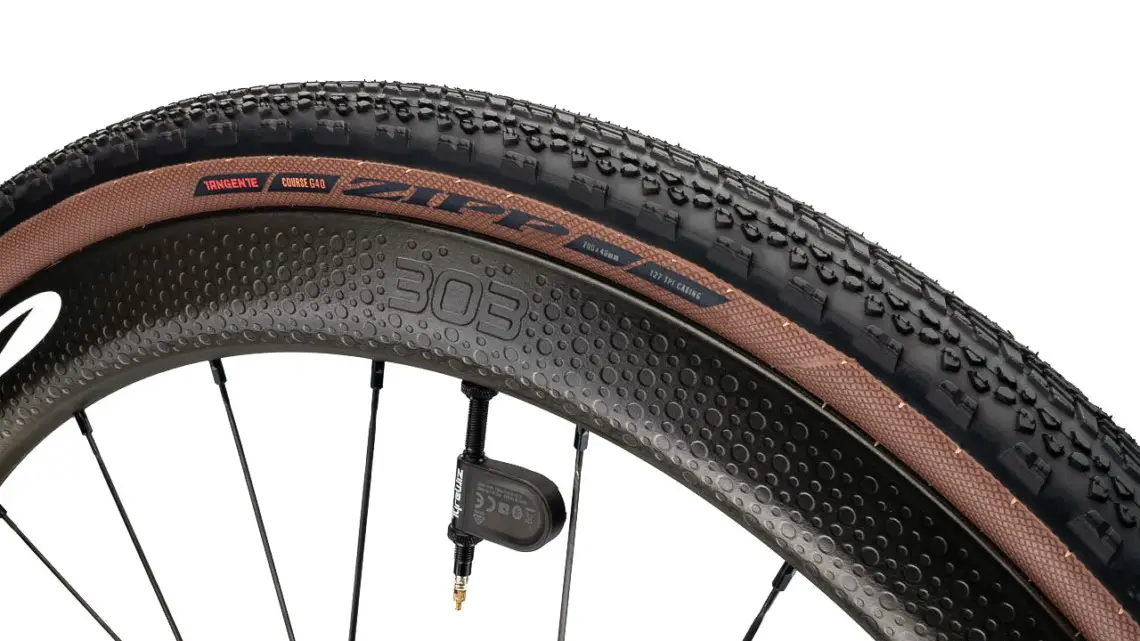 Zipp rolls out its latest Tangente tire, the Tangente Course G40 tubeless gravel tire. Our review tires weigh 497g each and measure 103mm bead-to-bead. photo: Zipp