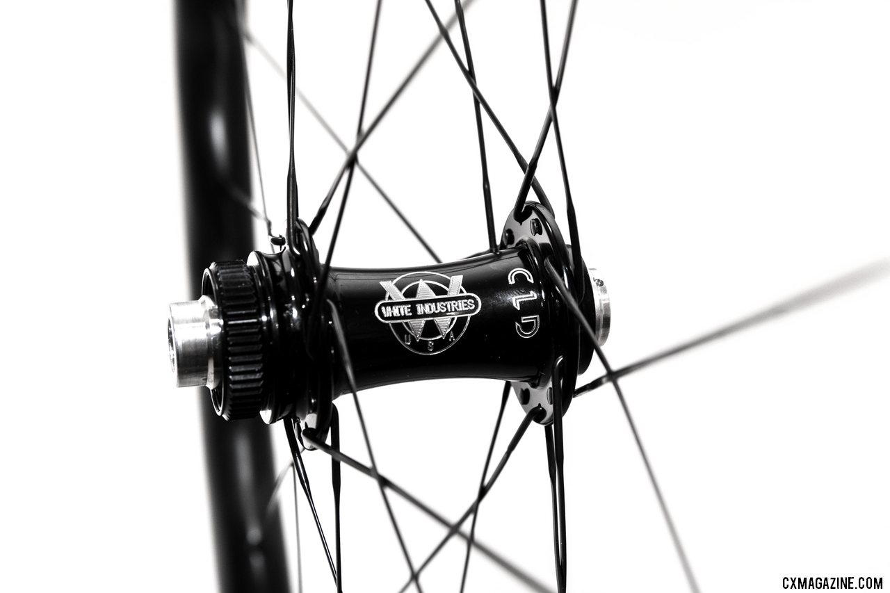 White Industries CLD center lock front hub. © C. Lee / Cyclocross Magazine