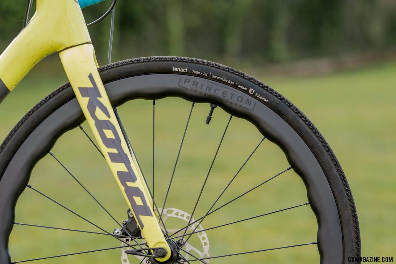 The Princeton Carbonworks Grit 4540 adds flare, cuts wind. © C. Lee / Cyclocross Magazine