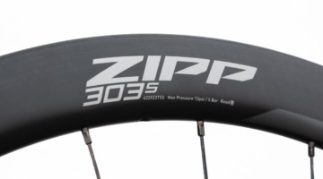 The new Zipp 303 S carbon disc brake tubeless wheel replaces the 302 and brings the 303 line into lower price points. 23mm wide, ready for gravel, cyclocross or 28mm road tires. © Cyclocross Magazine