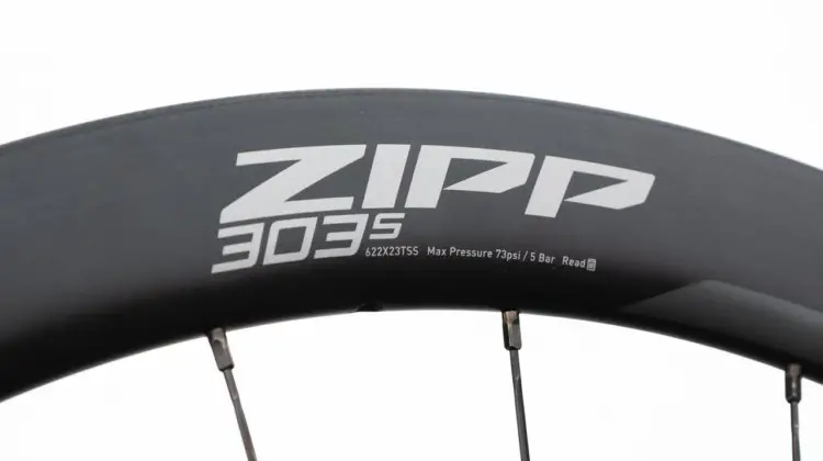 The new Zipp 303 S carbon disc brake tubeless wheel replaces the 302 and brings the 303 line into lower price points. 23mm wide, ready for gravel, cyclocross or 28mm road tires. © Cyclocross Magazine