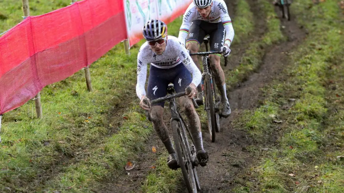 Tom Pidcock battled for the win for the second year in a row. 2020 UCI Cyclocross World Cup, Elite Men. © Cyclocross Magazine