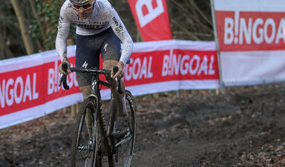 Tom Pidcock had a fast start and led most of the race. 2020 UCI Cyclocross World Cup, Elite Men. © Cyclocross Magazine