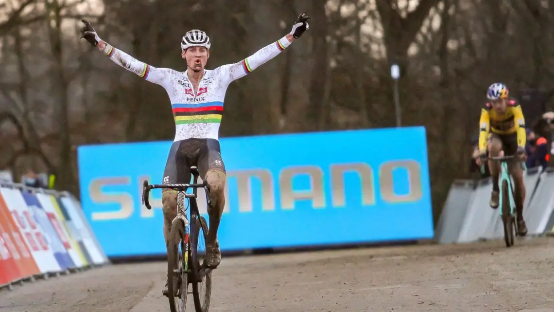 It took everything he had, but Van der Poel is back on top. 2020 UCI Cyclocross World Cup, Elite Men. © Cyclocross Magazine