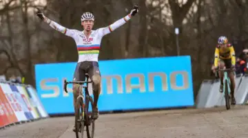 It took everything he had, but Van der Poel is back on top. 2020 UCI Cyclocross World Cup, Elite Men. © Cyclocross Magazine