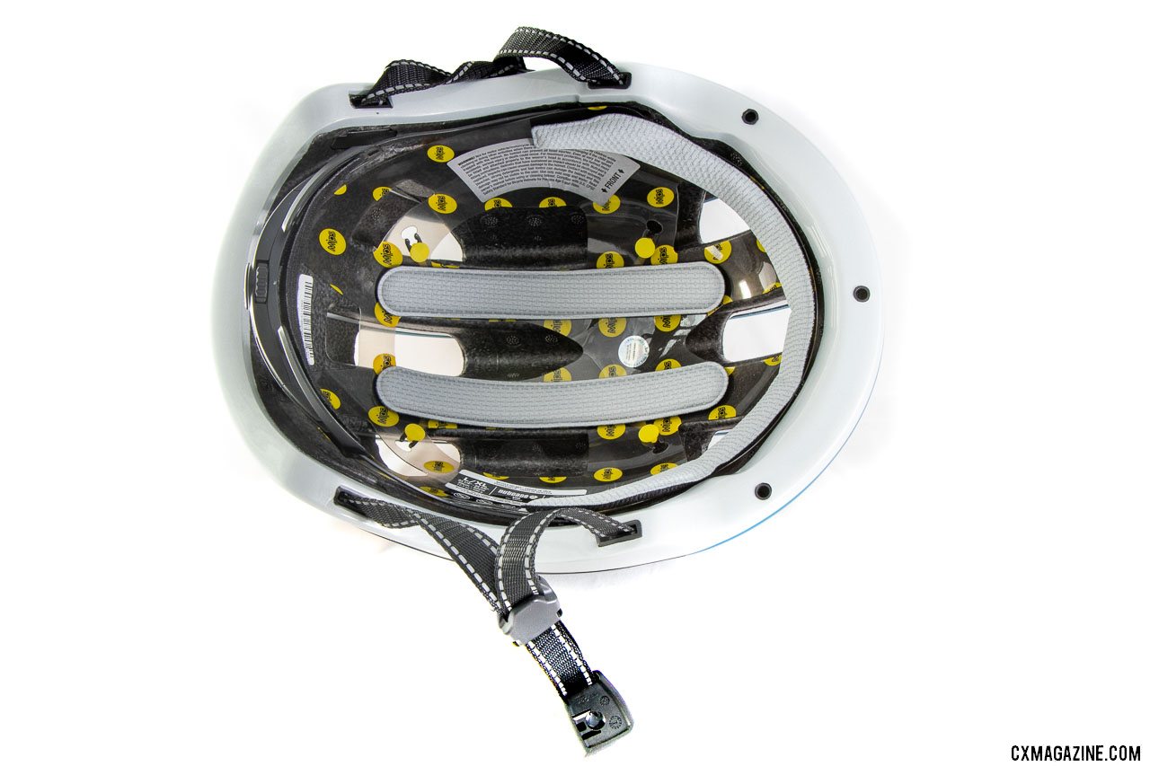 Nutcase's Vio MIPS helmet with LED lighting. © Cyclocross Magazine