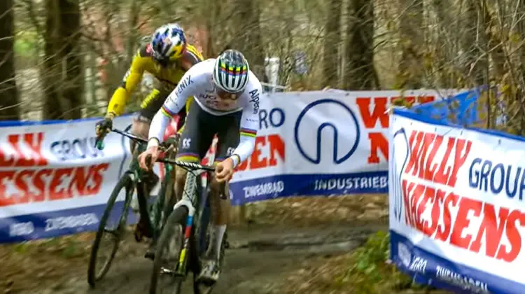 Mathieu van der Poel takes on Wout van Aert at the 2020 X2O trofee stop in Herentals.