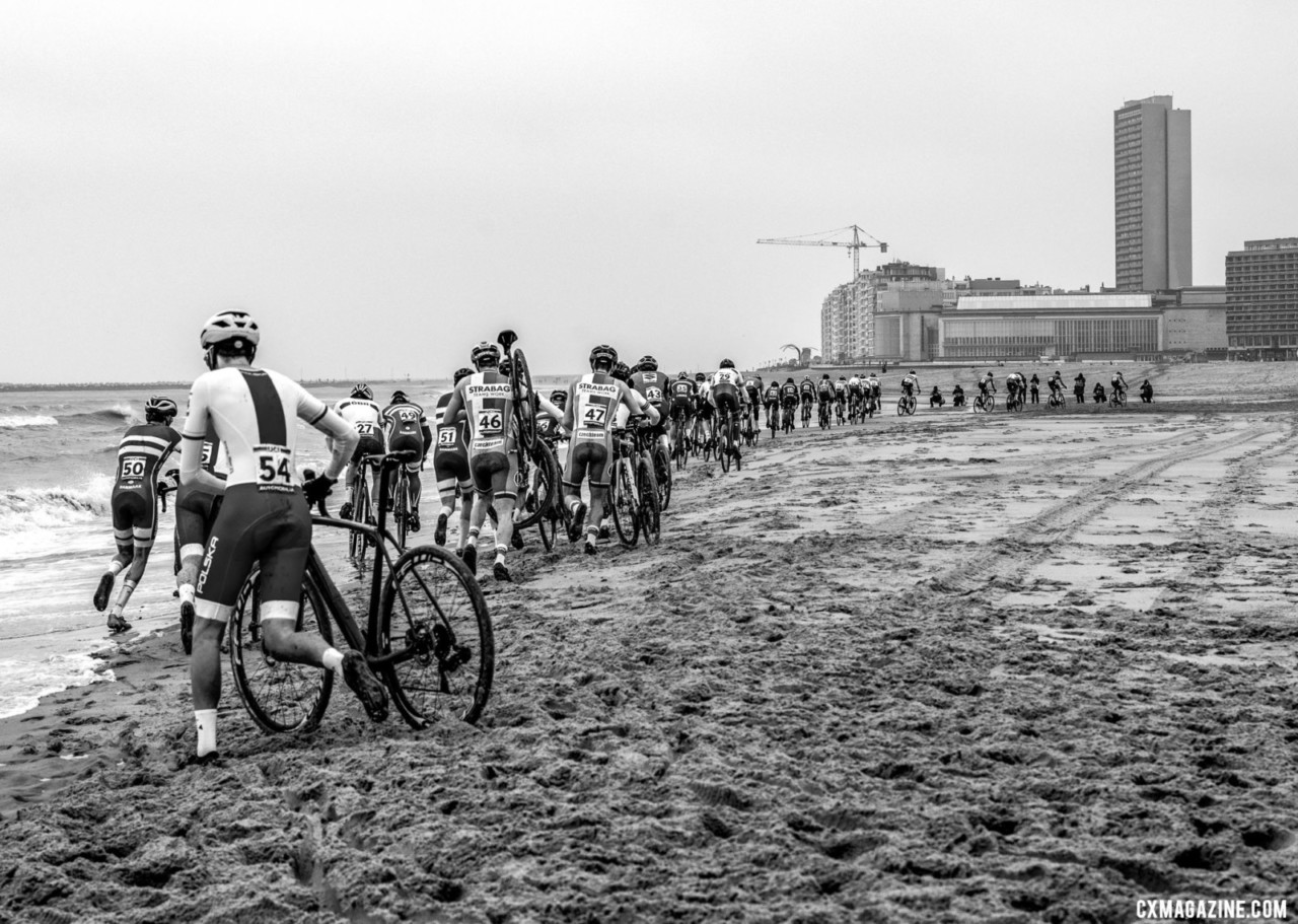 U23 Men, 2021 Cyclocross World Championships, Ostend, Belgium. © Alain Vandepontseele / Cyclocross Magazine