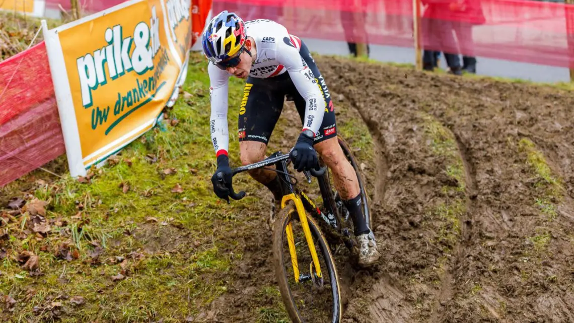 Wout van Aert slid to race and series victory at the 2021 UCI Overijse Cyclocross World Cup. © Alain Vandeponteseele / Cyclocross Magazine