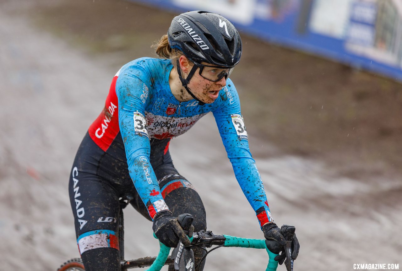 Maghalie Rochette had a strong start and finished 16th. She says she's more motivated than ever for next season. North American Elite Women, 2021 Cyclocross World Championships, Ostend, Belgium. © Alain Vandepontseele / Cyclocross Magazine