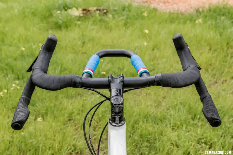 Review RedShift Sports Kitchen Sink Handlebar and Shockstop Pro Stem