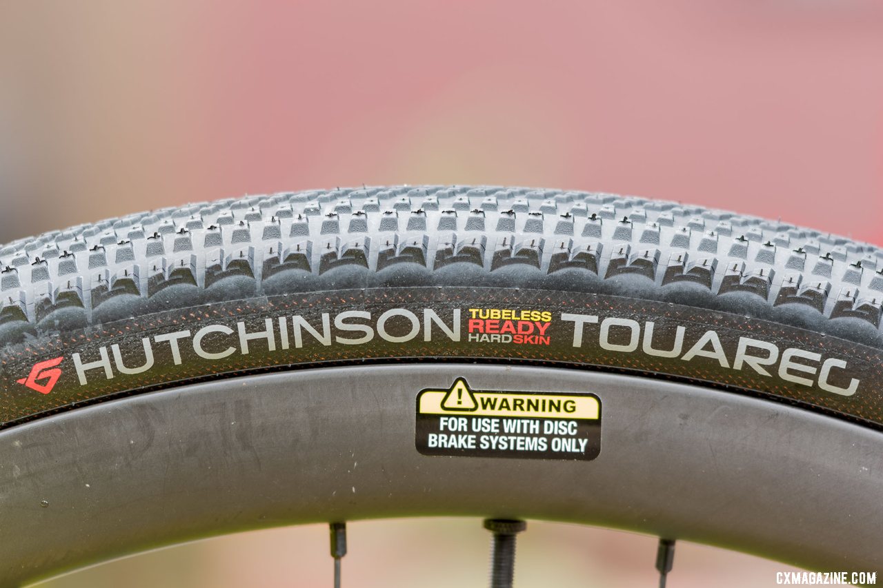 Hutchinson Touareg is available in several widths both 700C and 650B.