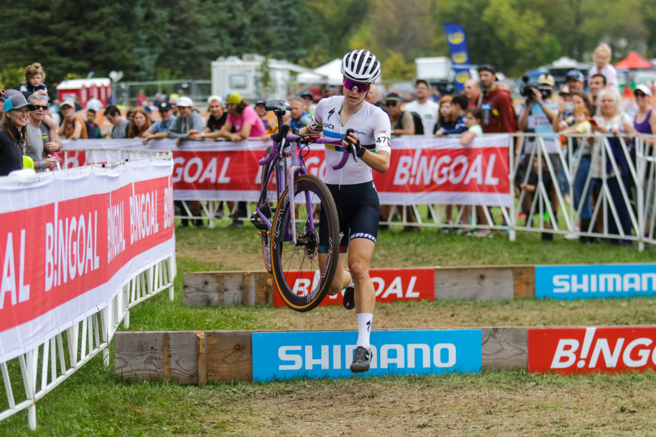 Maghalie Rochette had a fast start and held on for tenth. 2021 UCI Cyclocross World Cup Waterloo, Elite Women. © D. Mable / Cyclocross Magazine