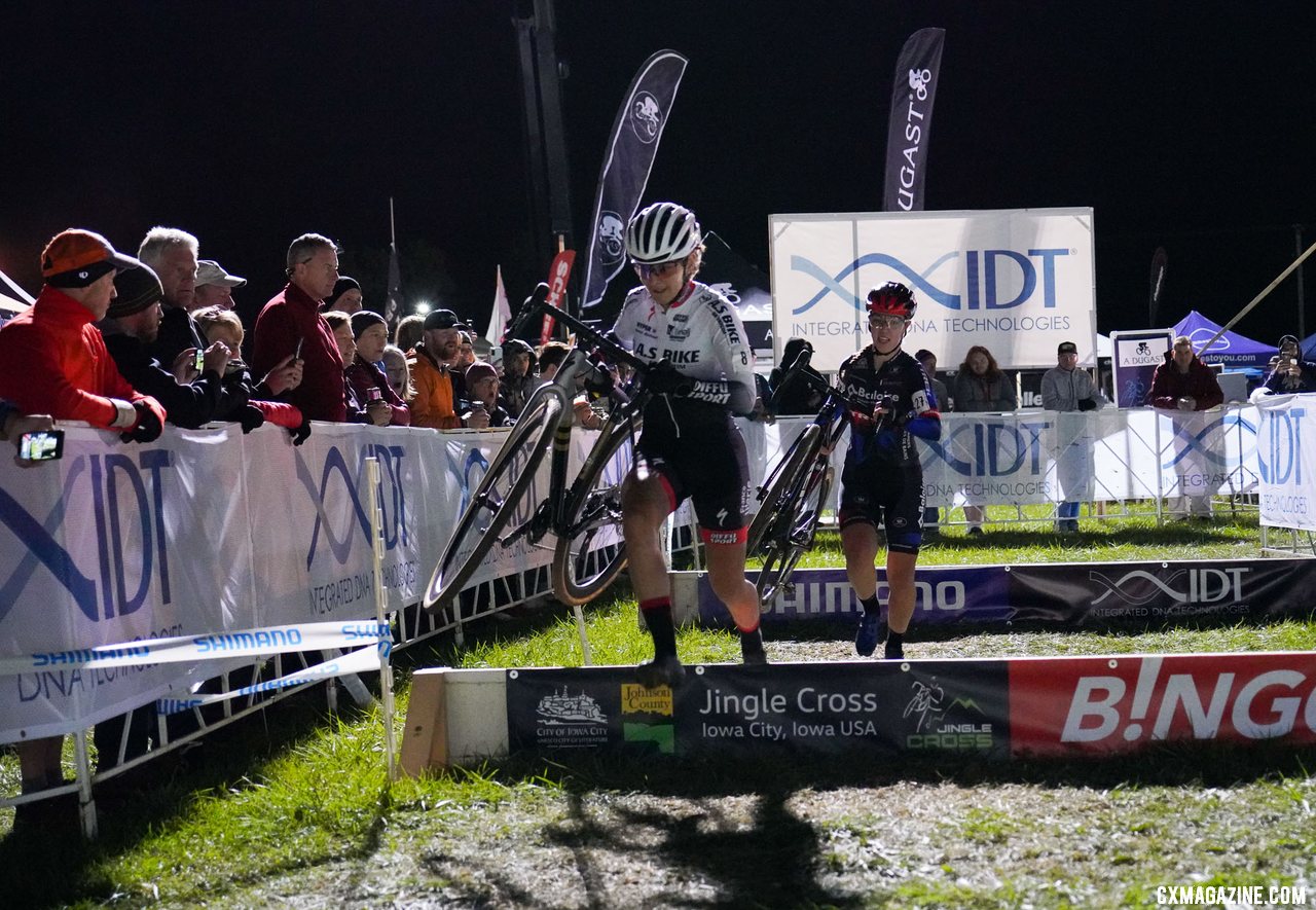 Clauzel and Van Anrooij at the front. 2021 Jingle Cross Day 1 Elite Women. © D. Mable / Cyclocross Magazine