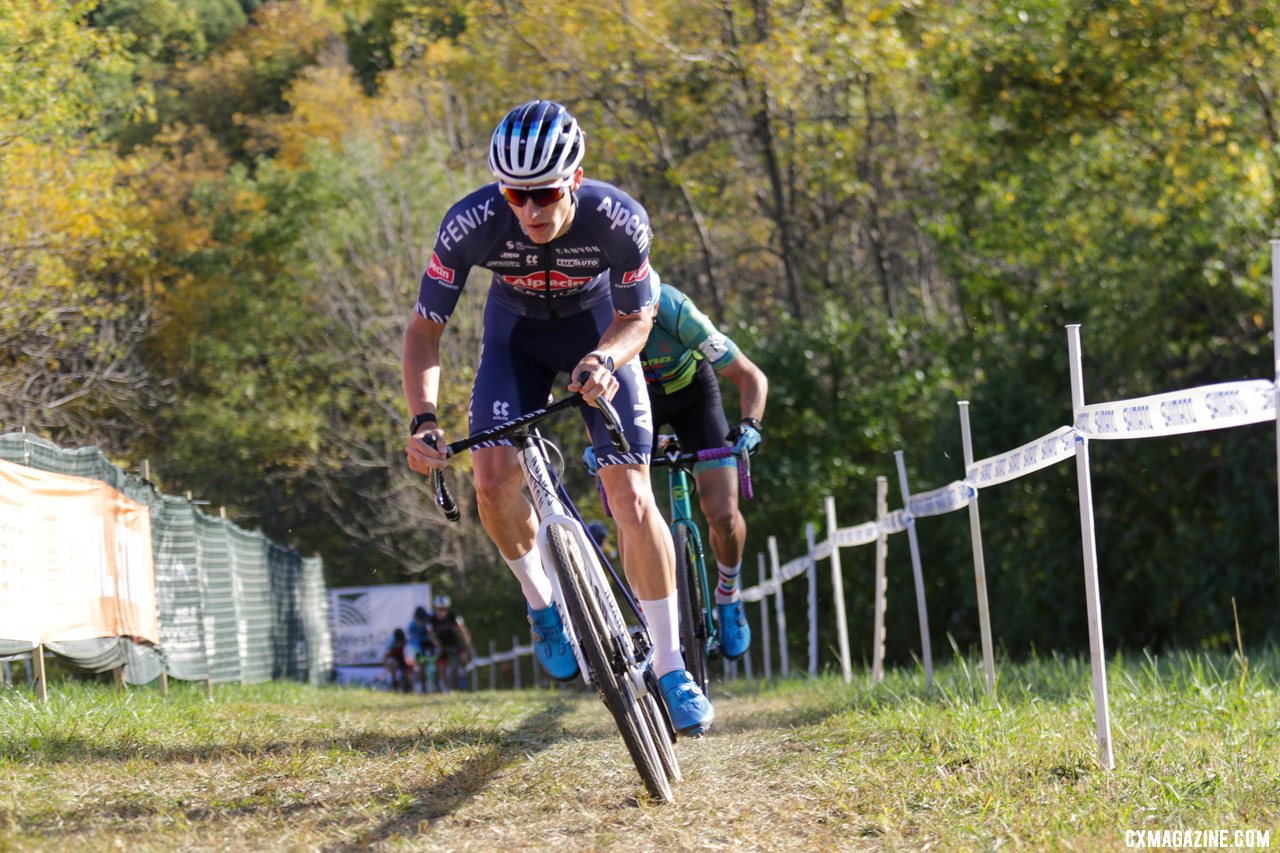 Niels Vandeputte put in countless attacks to drop Kerry Werner. His last lap surge before Mt. Krumpit stuck. 2021 Jingle Cross Day 2 Elite Men. © D. Mable / Cyclocross Magazine