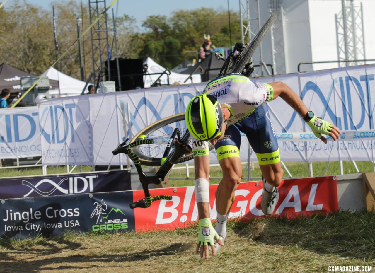 Hermans leaves another U.S. World Cup wondering what could have been without a critical mistake. 2021 UCI Iowa City Cyclocross World Cup, Elite Men. © D. Mable / Cyclocross Magazine