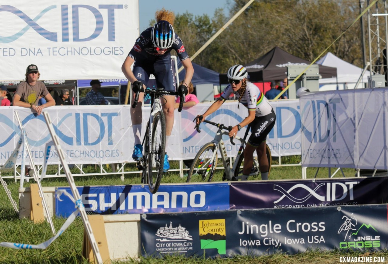 Puck Pieterse hopped the barriers and gained time. 2021 Jingle Cross World Cup, Iowa City, Elite Women. © Cyclocross Magazine