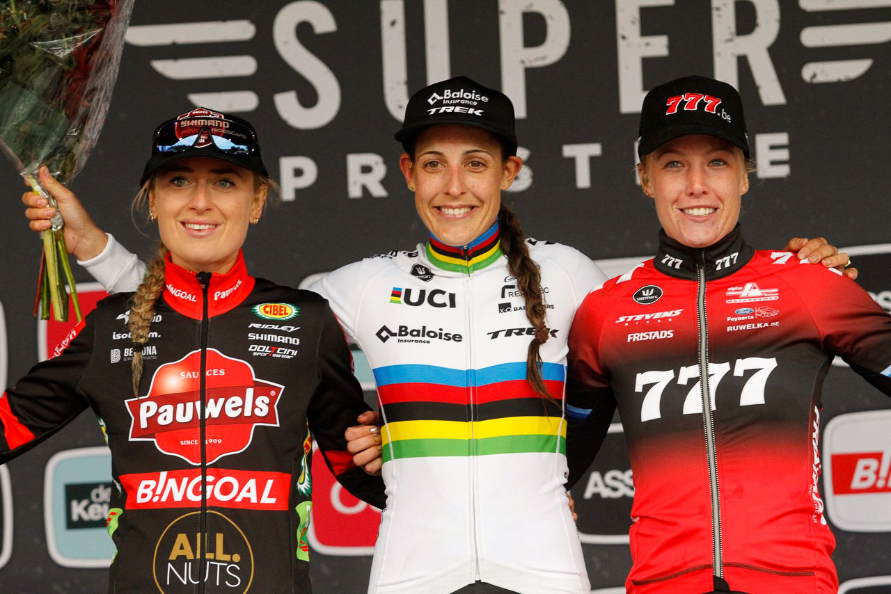 Denise Betsema, Lucinda Brand and Annemarie Worst. 2021 Superprestige Gieten. Elite Women. © B. Hazen / Cyclocross Magazine