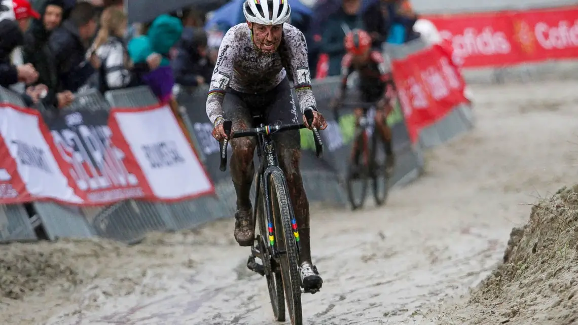 Lucinda Brand took charge late. 2021 Superprestige Gieten. Elite Women. © B. Hazen / Cyclocross Magazine