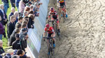 Van der Heijden was at the front early in the race. 2021 Superprestige Ruddervoorde, Elite Women. © B. Hazen / Cyclocross Magazine