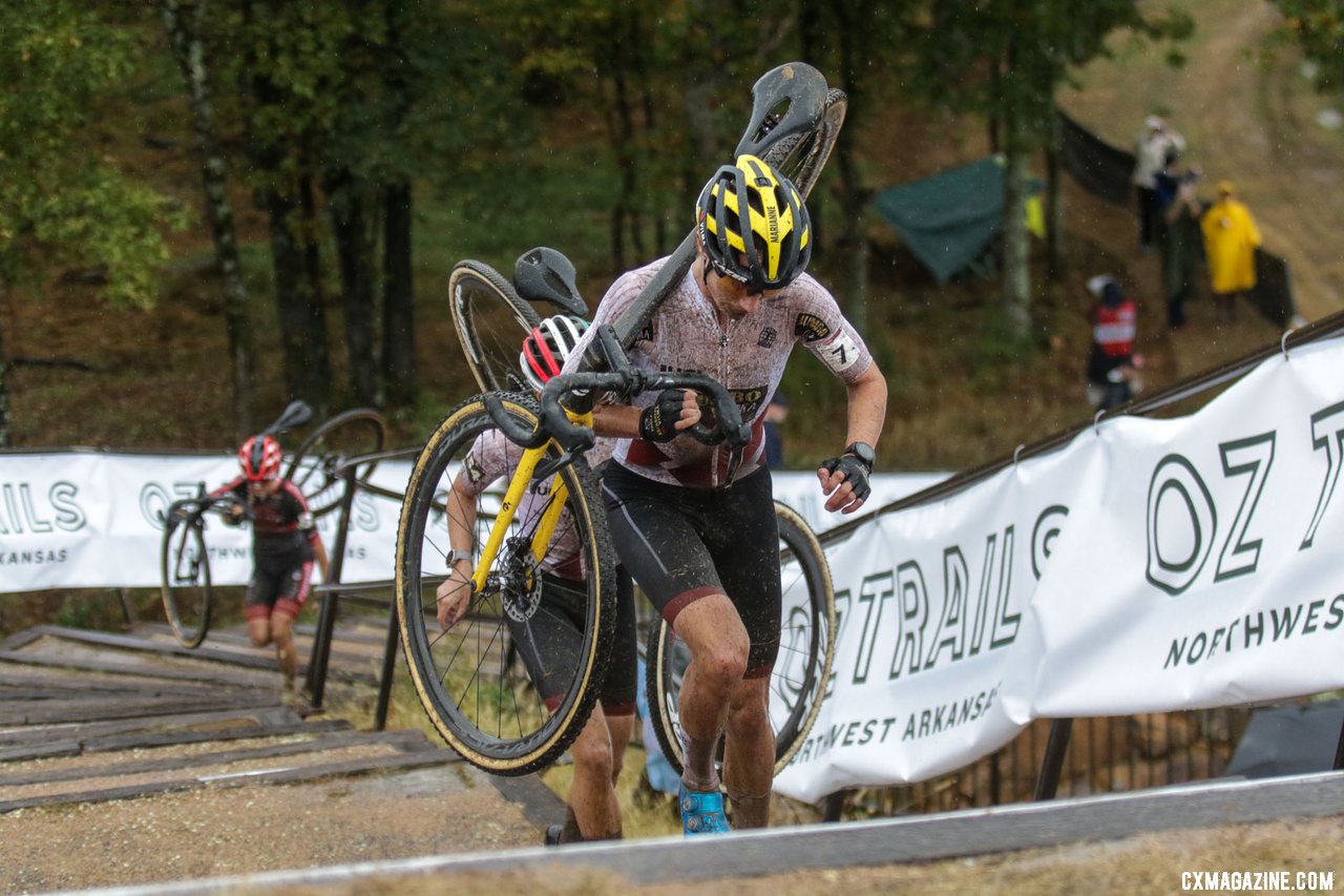 Vos leads what looked to be another Dutch Domination. 2021 UCI Cyclocross World Cup Fayetteville, Elite Women. © D. Mable / Cyclocross Magazine