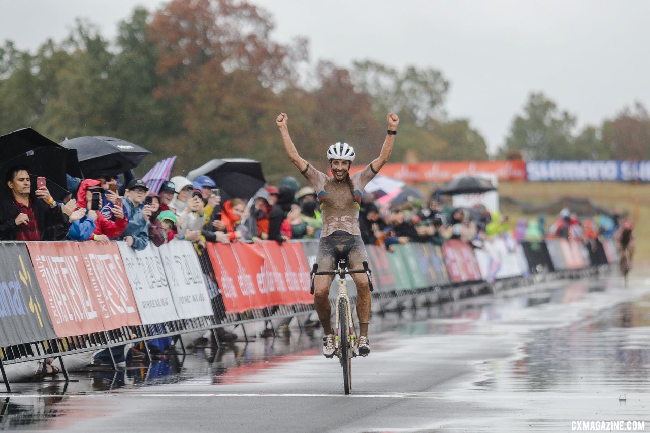 Lucinda Brand is back on top at the World Cup. 2021 UCI Cyclocross World Cup Fayetteville, Elite Women. © D. Mable / Cyclocross Magazine