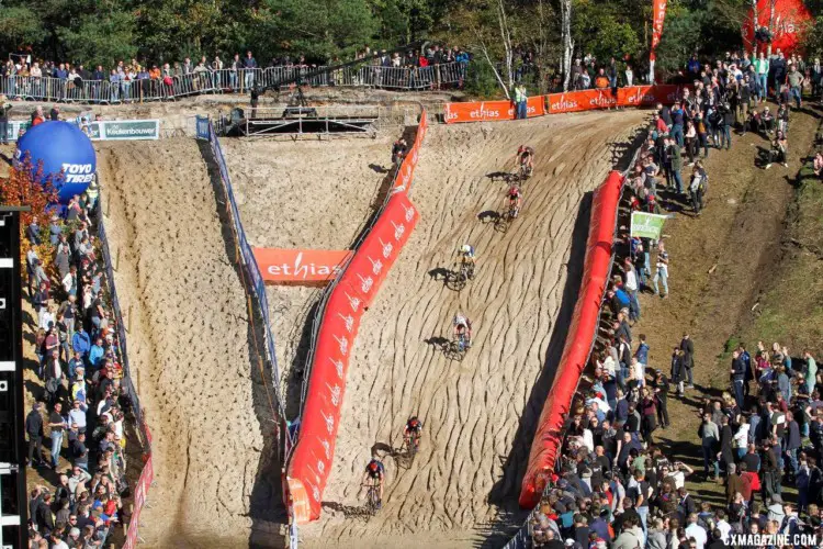 Elite Men. 2021 Zonhoven UCI Cyclocross World Cup. © Cyclocross Magazine