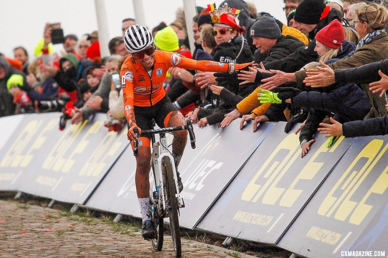 2021 (European) UEC Continental Cyclocross Championships, Elite Women. © B. Hazen / Cyclocross Magazine