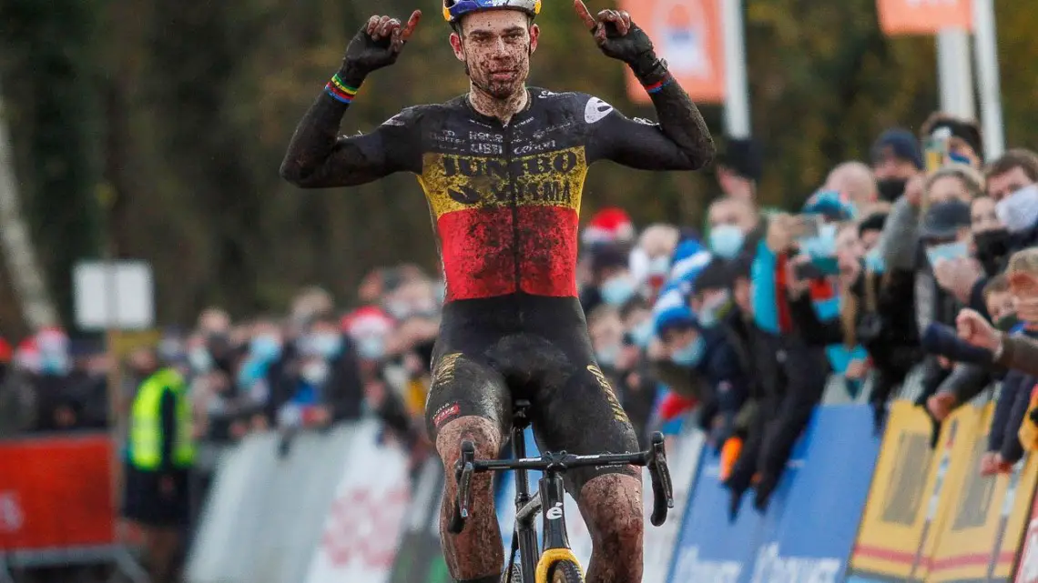 ESSEN (BEL), CYCLOCROSS, DECEMBER 11: Wout van Aert wins in Essen ahead of Thijs Aerts and Pim Ronhaar