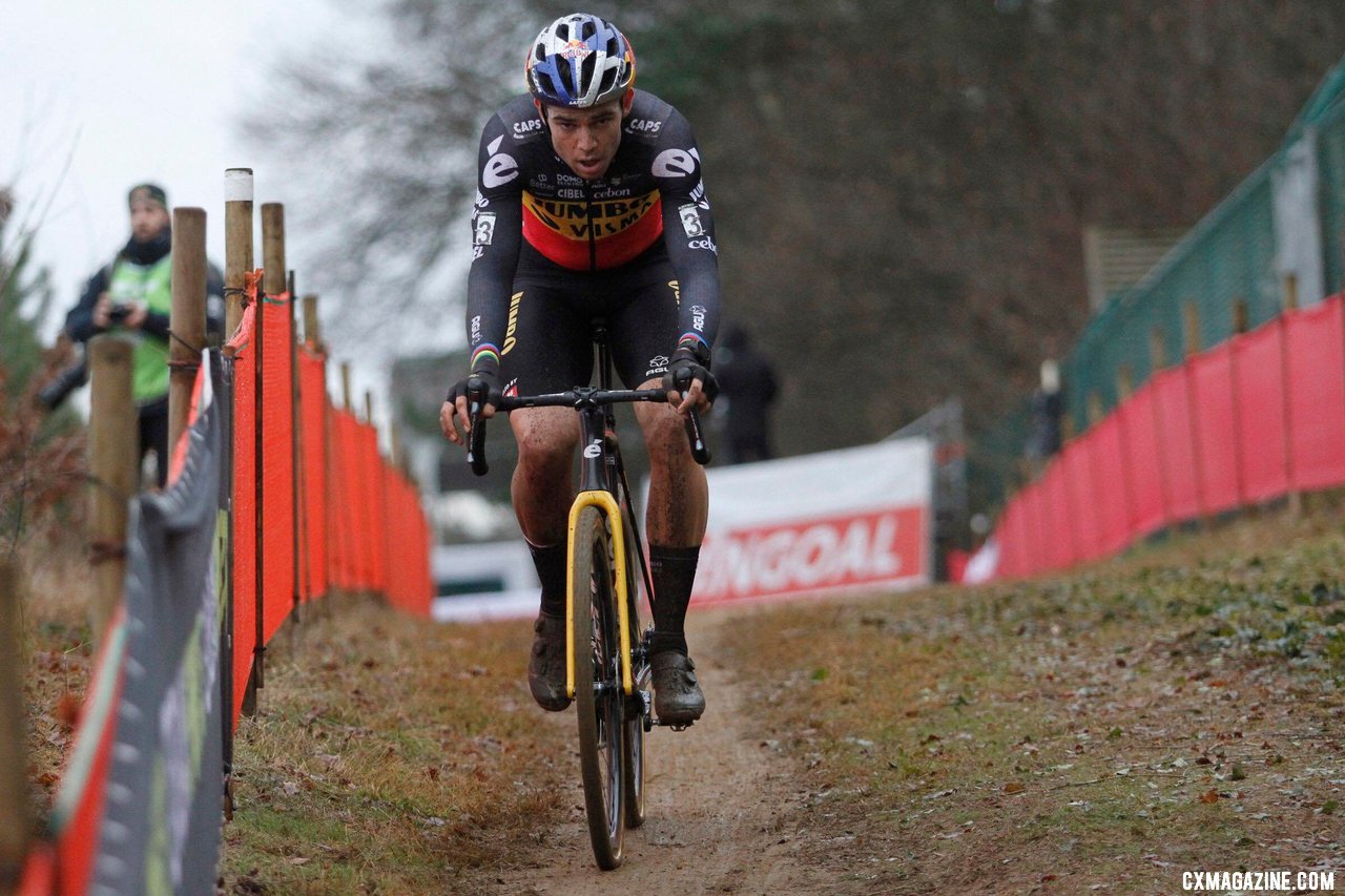 Wout van Aert in the lead. 2021 Zolder Superprestige, Elite Men. © B. Hazen / Cyclocross Magazine