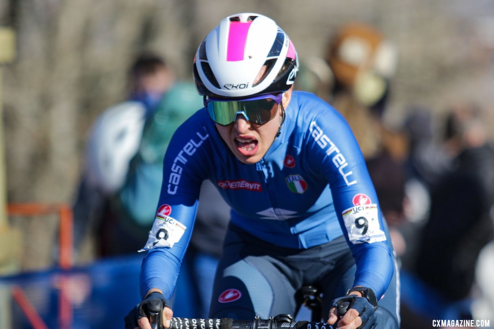 Italy's Silvia Persico had a determined ride to take bronze. Elite Women. 2022 Cyclocross World Championships, Fayetteville, Arkansas USA. © D. Mable / Cyclocross Magazine